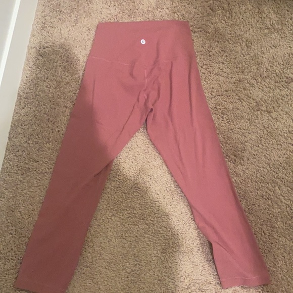 pink lululemon capri leggings in good condition - Picture 2 of 4